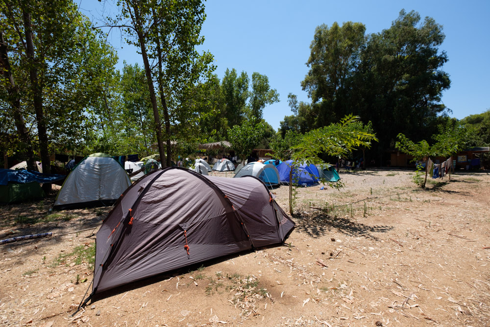 Black/grey is a bad choice for camping in Greece