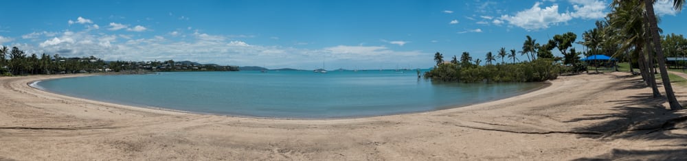 We stopped for lunch at the often recommended Airlie Beach