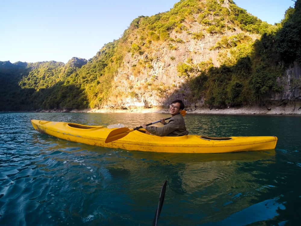 He may look smiley, but Vu was telling some pretty dark jokes from the comfort of his kayak!